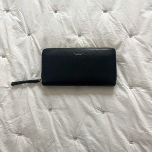 Tory Burch McGraw Zip Continental Wallet in Black